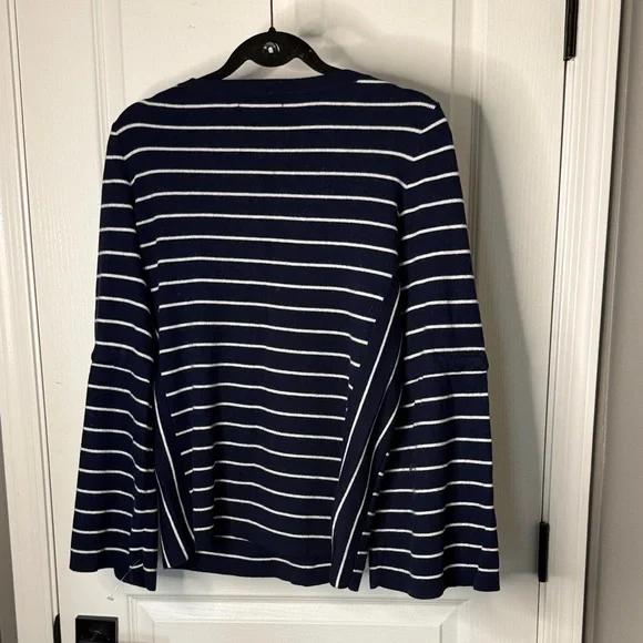 ❤️⚓️ Banana Republic Navy and White Striped 100% Merino Wool Sweater NWOT, Med - Picture 9 of 11